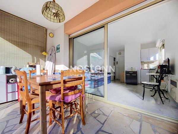 GOLFE JUAN - STUDIO 24 m2-  Mer 3 min - VERANDA 8m2- JARDIN 10m2