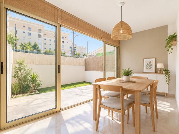 GOLFE JUAN - STUDIO 24 m2-  Mer 3 min - VERANDA 8m2- JARDIN 10m2