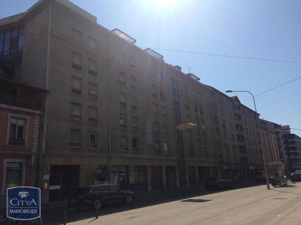 Appartement à louer 1 pièce 18.28m²