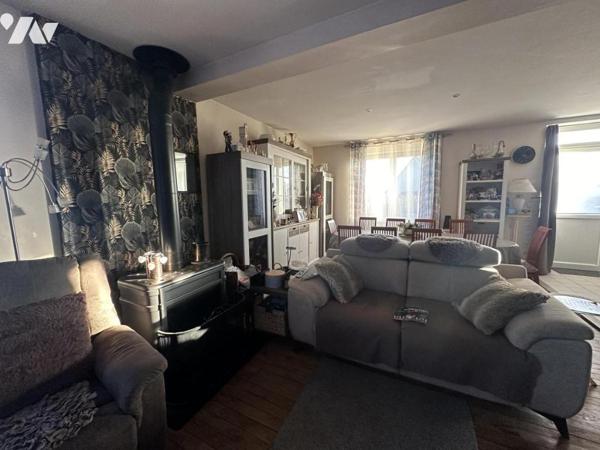 A VENDRE 56 THEIX-NOYALO, bourg de THEIX, maison 3 chambres, jardin 906 m²