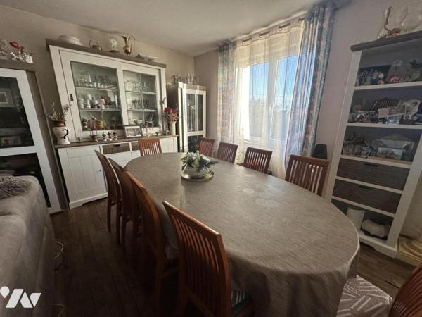 A VENDRE 56 THEIX-NOYALO, bourg de THEIX, maison 3 chambres, jardin 906 m²