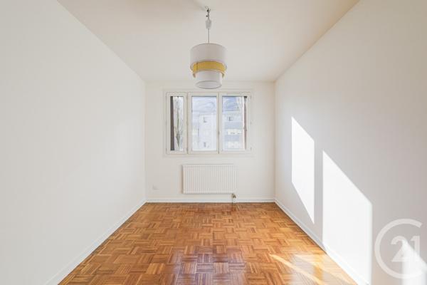 Appartement F4 à vendre  4 pièces - 82 m2 FONTAINE - 38