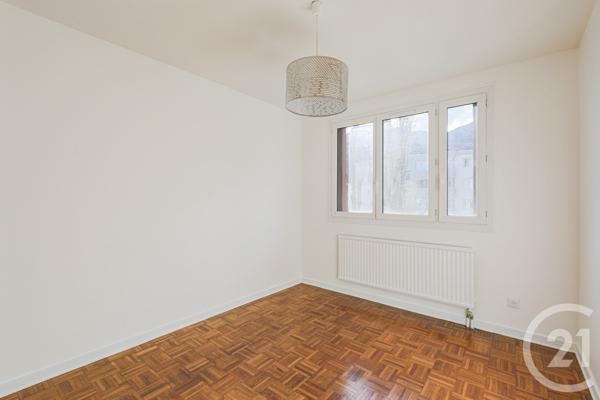 Appartement F4 à vendre  4 pièces - 82 m2 FONTAINE - 38