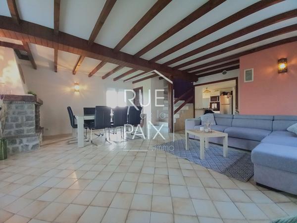 86200 MOUTERRE SILLY Maison Mouterre Silly 6 pièce(s) 184 m2