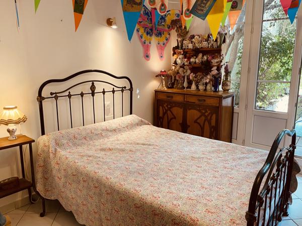 Avignon (84000) AVIGNON EM CHAMPFLEURY, PROCHE GARE CENTRE, MAISON DE VILLE, ENV. 196 M², JARDIN, DÉPENDANCES, STATIONNEMENT