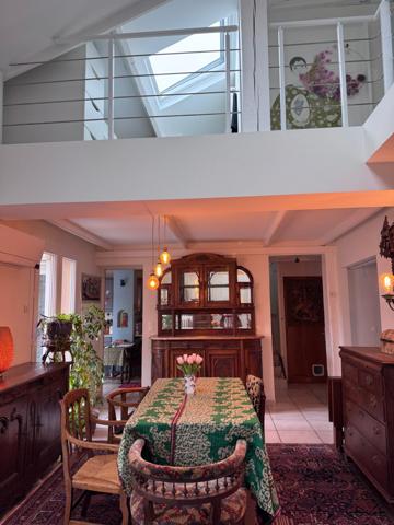 Avignon (84000) AVIGNON EM CHAMPFLEURY, PROCHE GARE CENTRE, MAISON DE VILLE, ENV. 196 M², JARDIN, DÉPENDANCES, STATIONNEMENT