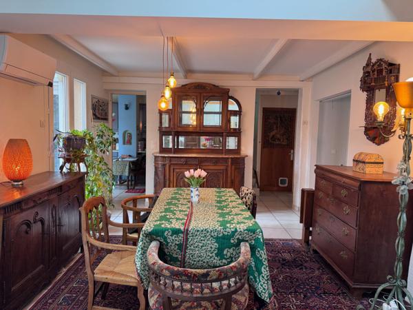 Avignon (84000) AVIGNON EM CHAMPFLEURY, PROCHE GARE CENTRE, MAISON DE VILLE, ENV. 196 M², JARDIN, DÉPENDANCES, STATIONNEMENT