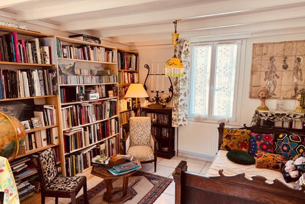 Avignon (84000) AVIGNON EM CHAMPFLEURY, PROCHE GARE CENTRE, MAISON DE VILLE, ENV. 196 M², JARDIN, DÉPENDANCES, STATIONNEMENT