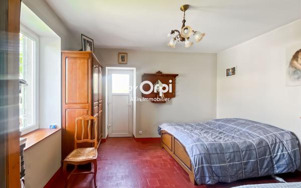 Maison à vendre    5 pièces •  Vallon-en-Sully