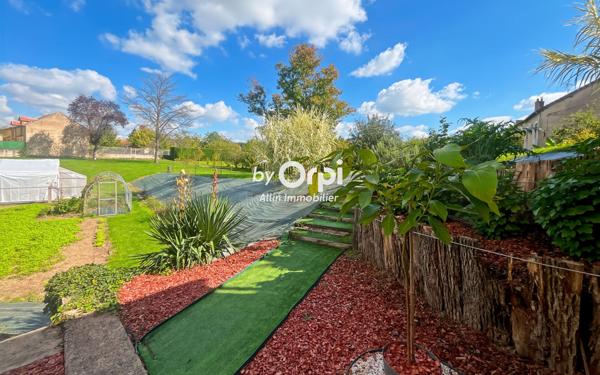 Maison à vendre    5 pièces •  Vallon-en-Sully