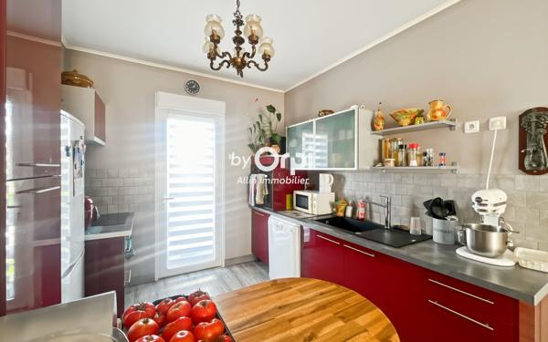 Maison à vendre    5 pièces •  Vallon-en-Sully