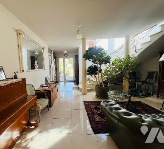 A VENDRE - PORNICHET - EMPLACEMENT DE CHOIX, TOUT A PIED - TRES BELLE MAISON D'ARCHITECTE T6 DE...