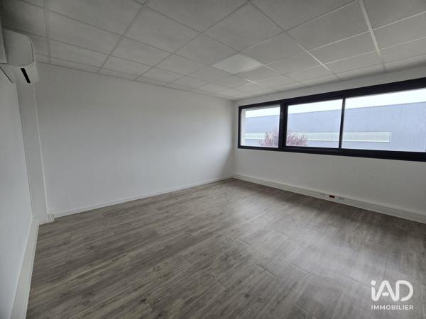 Location bureaux 24 m² Buros