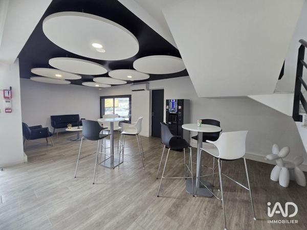 Location bureaux 24 m² Buros