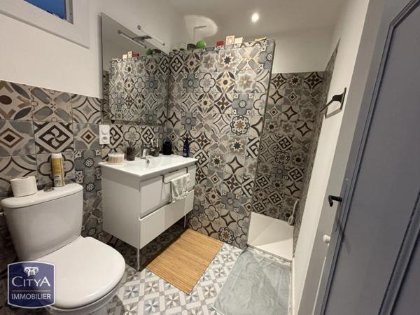 Immeuble à vendre 245m² Orange (84100)