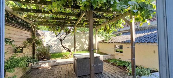 Maison à vendre à Étampes - 3 chambres, jardin et garage !