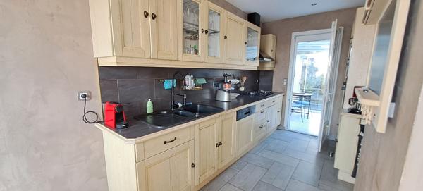 Maison à vendre à Étampes - 3 chambres, jardin et garage !