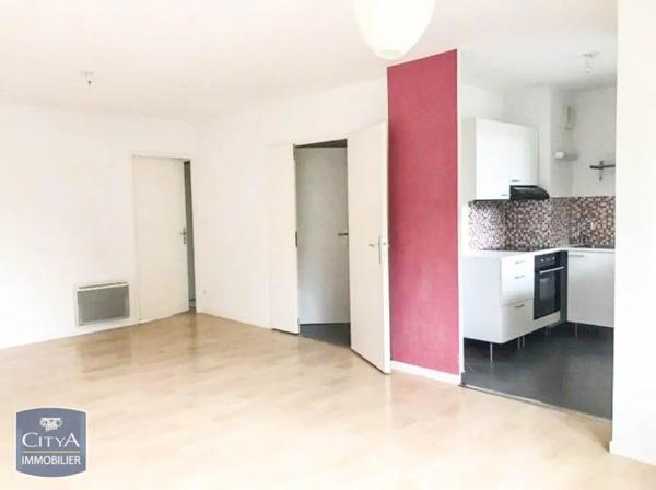 Appartement à louer 3 pièces 61.26m² Lille (59000)