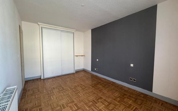 Maison à vendre    3 pièces •  Noyers-sur-Cher