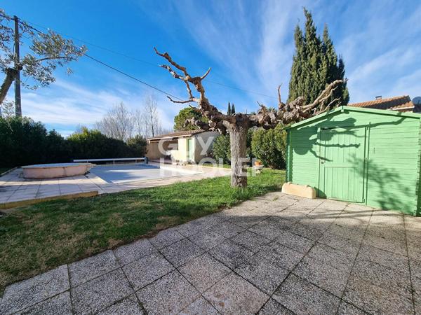 VILLA Le Thor 5 chambres sur 1 110 m² de terrain