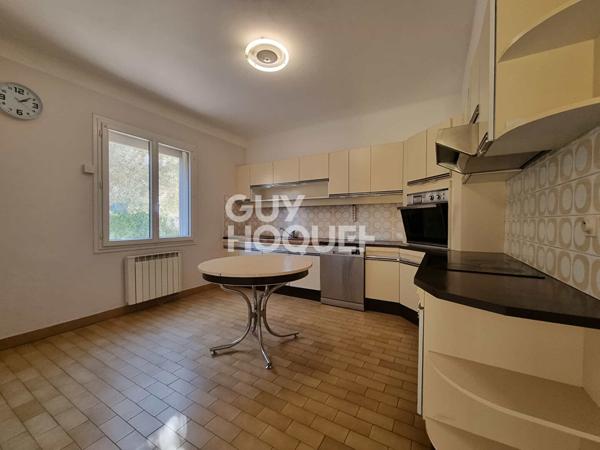 VILLA Le Thor 5 chambres sur 1 110 m² de terrain