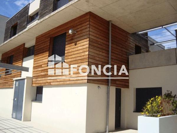 Location Appartement 5 pièces 122.6 m² - 27 29 31 RUE DU LOT Toulouse 31100