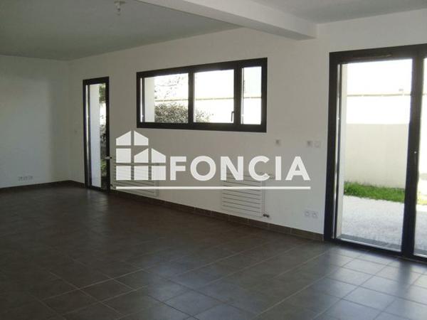 Location Appartement 5 pièces 122.6 m² - 27 29 31 RUE DU LOT Toulouse 31100