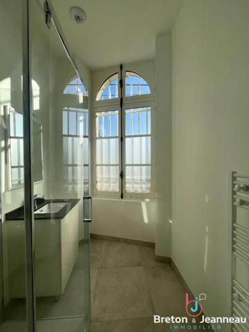 Appartement T4 avec garage - Laval - Centre Ville Rive droite