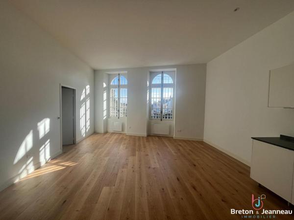 Appartement T4 avec garage - Laval - Centre Ville Rive droite
