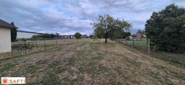 Terrain de 2500m² à Montmorillon