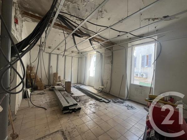 Appartement T2 à vendre  2 pièces - 42 m 2   MARSEILLE  - 13011