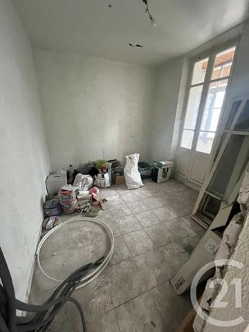 Appartement T2 à vendre  2 pièces - 42 m 2   MARSEILLE  - 13011
