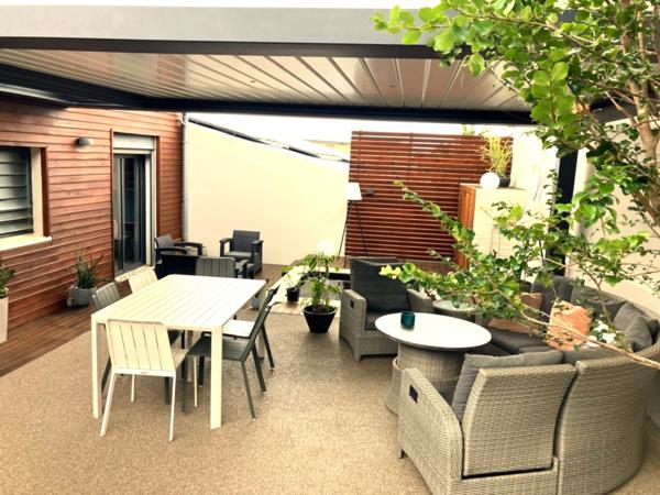 Saint-Paul (97411) Villa F5/6 de standing de 196 m² surface utile avec vue mer