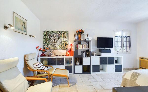 Maison à vendre    7 pièces •  Mandelieu-la-Napoule