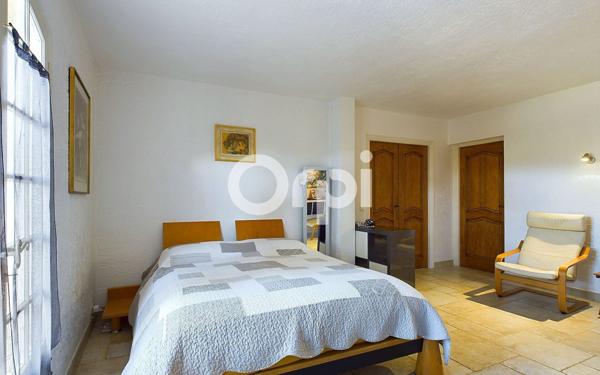 Maison à vendre    7 pièces •  Mandelieu-la-Napoule