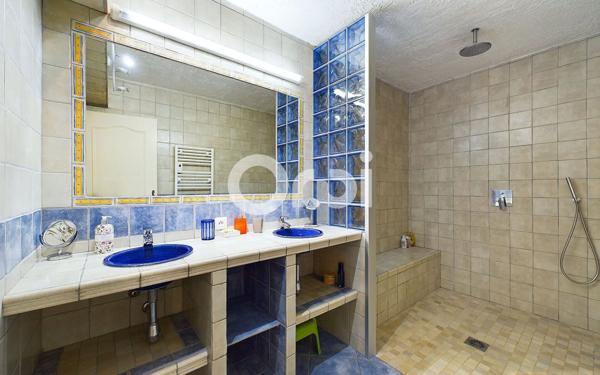 Maison à vendre    7 pièces •  Mandelieu-la-Napoule