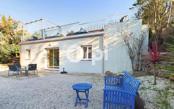 Maison à vendre    7 pièces •  Mandelieu-la-Napoule