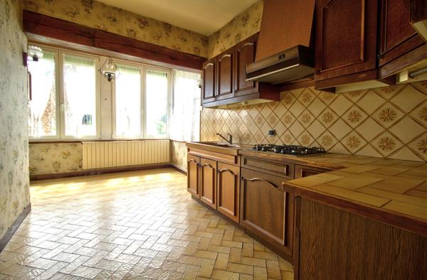 AGEN - Maison individuelle de 88m² habitables, 3 chambres, garage et jardin.