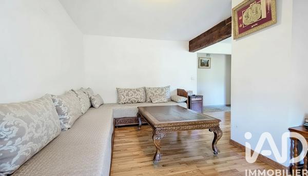 Maison à vendre 8 pièces 244,46 m² Saint-Cergues