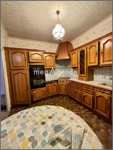 Maison à VILLENEUVE-SUR-YONNE, 89500 - 5 pièces 163m²