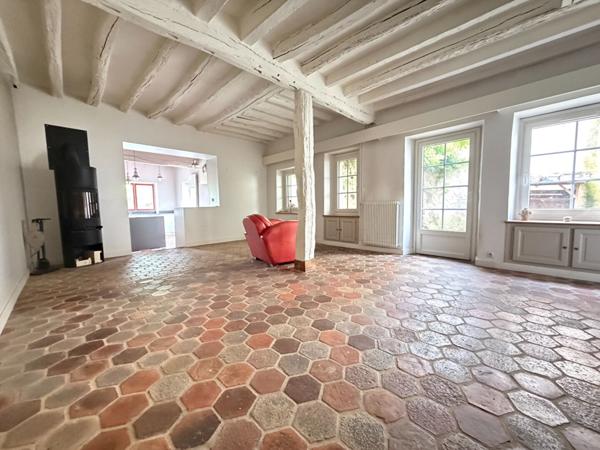 Maison 10 pièces à Linas (centre-ville) - 291 m² - Garage