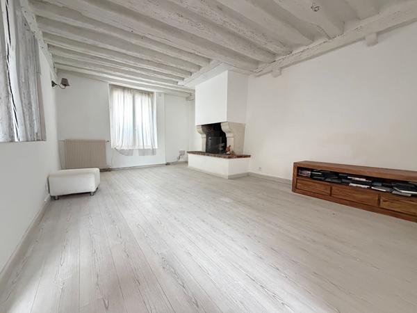 Maison 10 pièces à Linas (centre-ville) - 291 m² - Garage