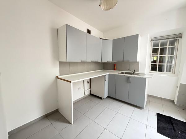 Maison 10 pièces à Linas (centre-ville) - 291 m² - Garage