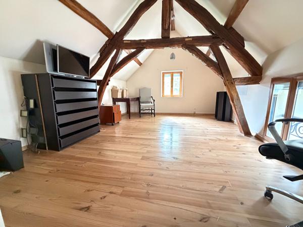 Maison 10 pièces à Linas (centre-ville) - 291 m² - Garage