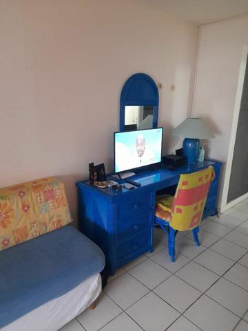 Appartement à louer    1 pièce • 26,50 m2    Le Gosier
