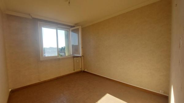 Appartement à vendre 4 pièces AVIGNON (84)