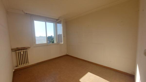Appartement à vendre 4 pièces AVIGNON (84)