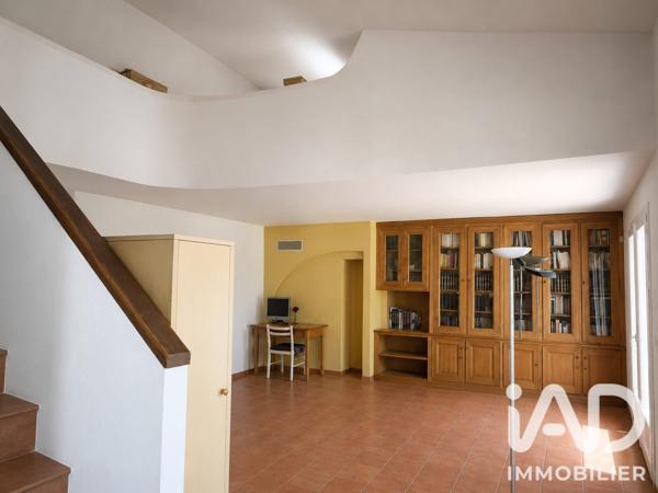 Maison à vendre 7 pièces 151 m² Villeneuve-lès-Avignon