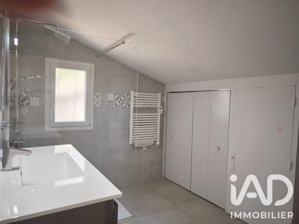 Maison à vendre 7 pièces 151 m² Villeneuve-lès-Avignon