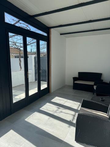 Bram : maison T5 avec jardin clôturé et garage en parfait état. Bram (11150)